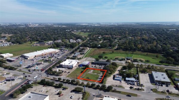 Land in 1500 N Alexander Dr Baytown, TX 77520 - Image 5